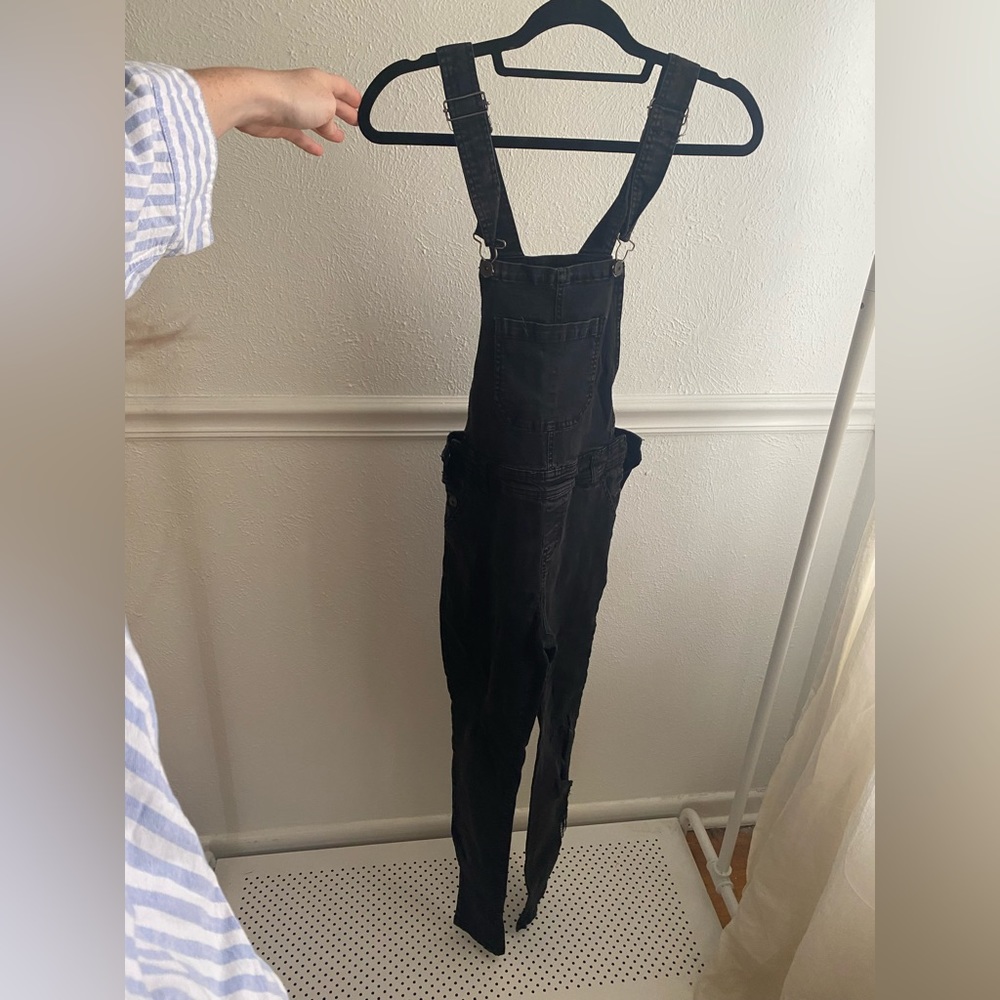 Cutie ripped skinny Jean black overalls